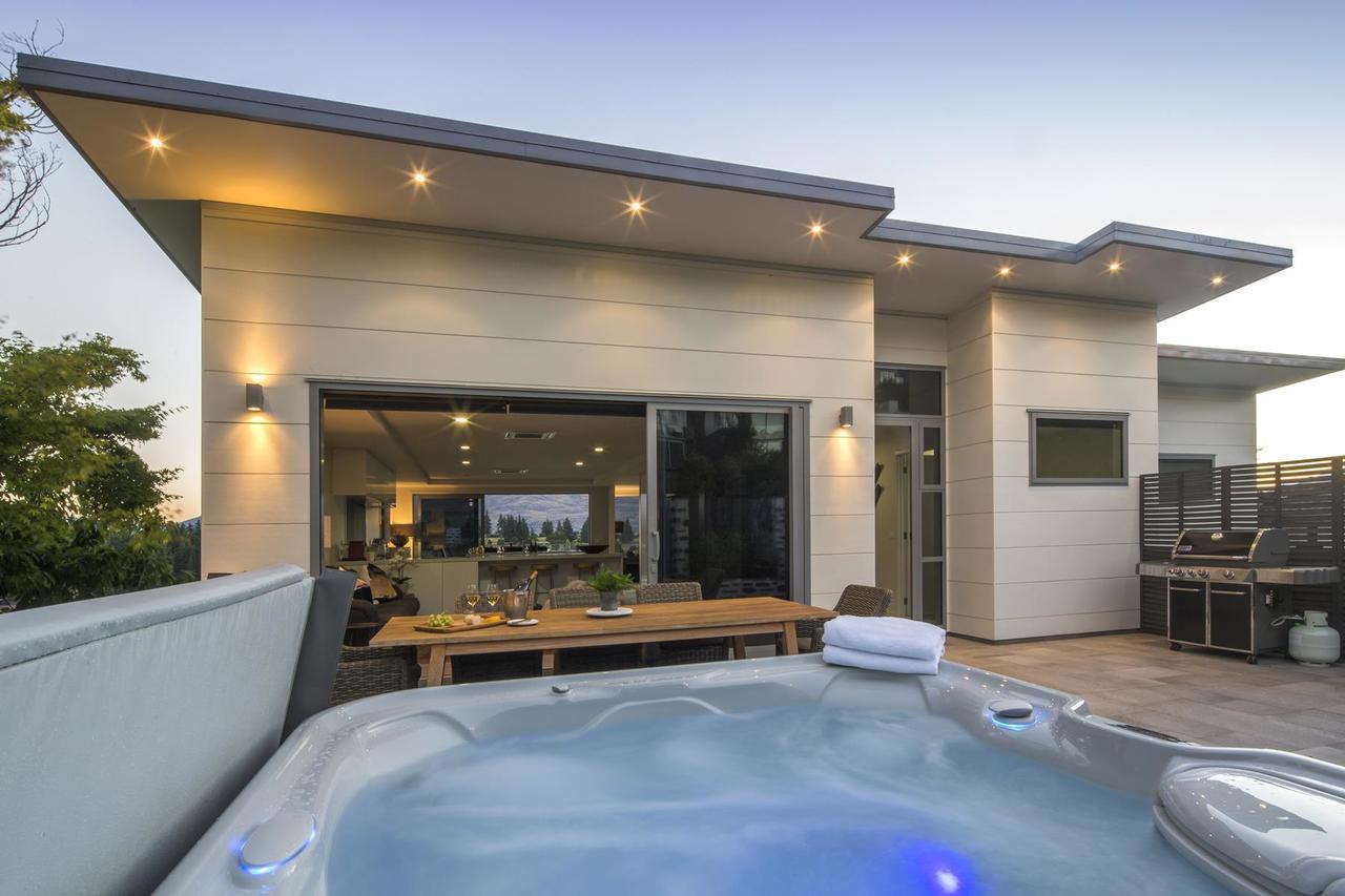Lakefront Luxury By Amazing Accom Queenstown Zewnętrze zdjęcie