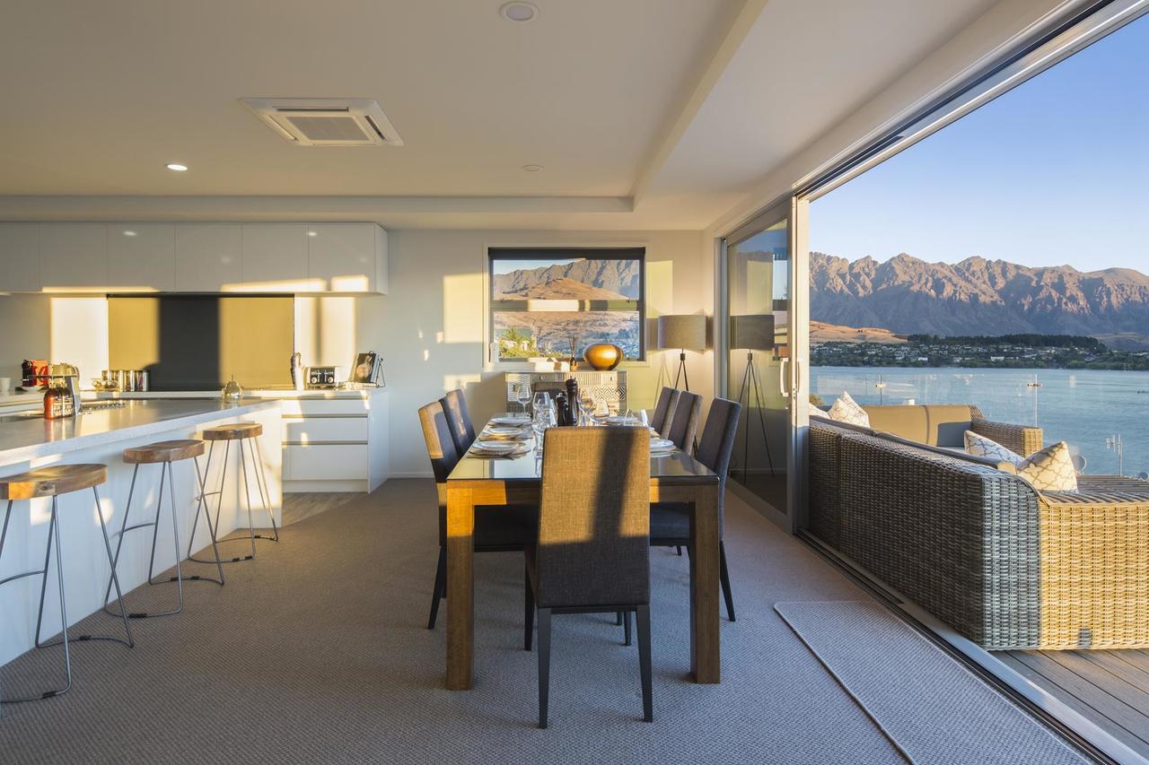 Lakefront Luxury By Amazing Accom Queenstown Zewnętrze zdjęcie